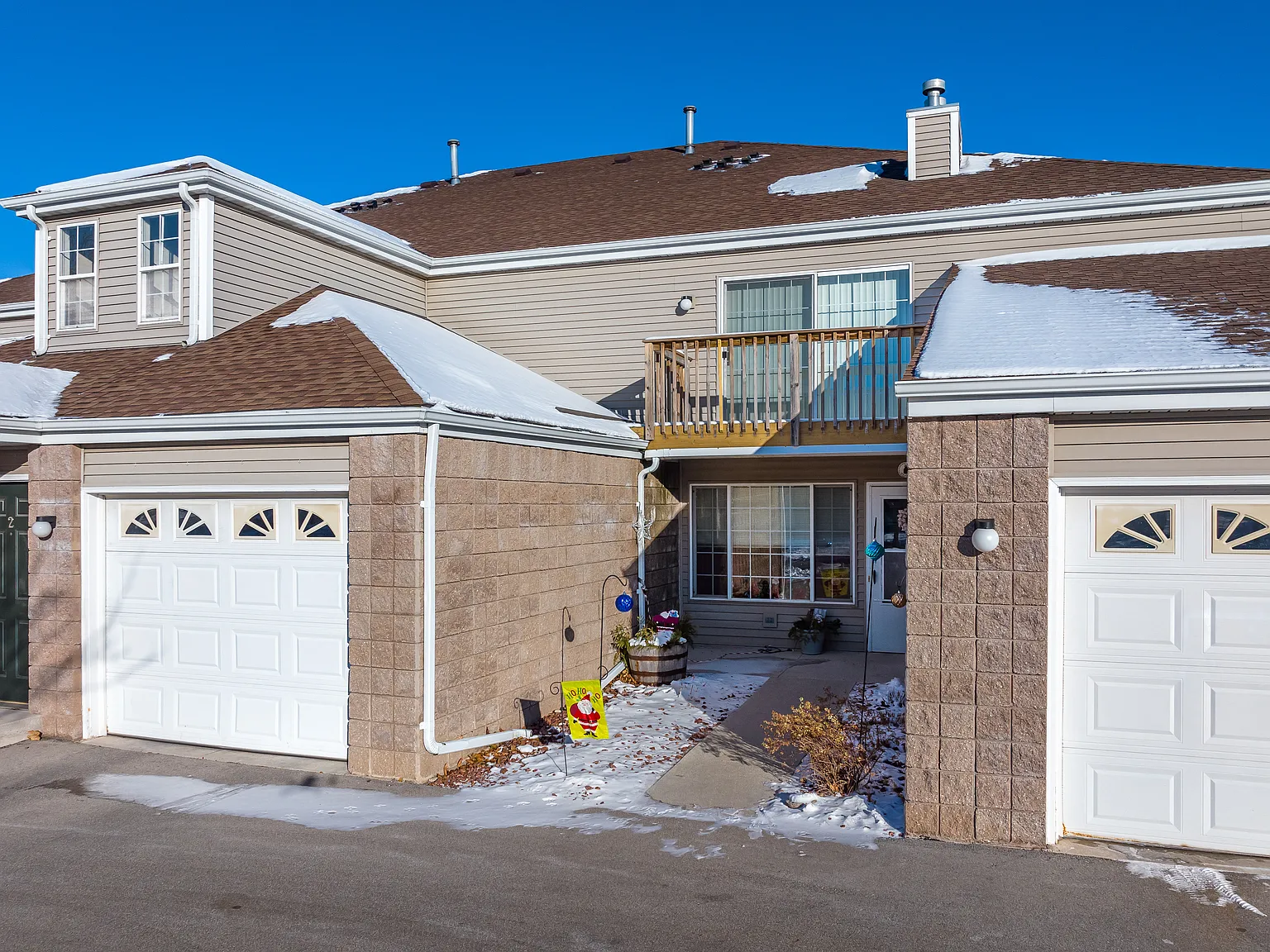 Evergreen Townhomes North — Photo 4