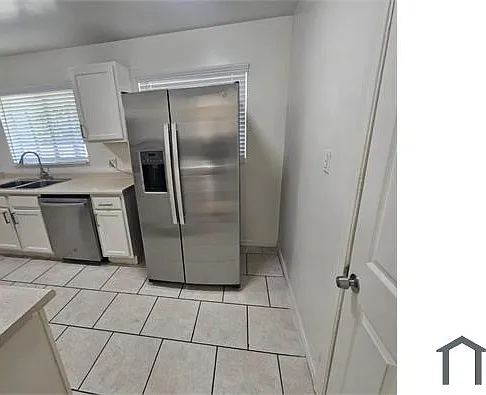 4619 E Almeria Rd — Photo 8