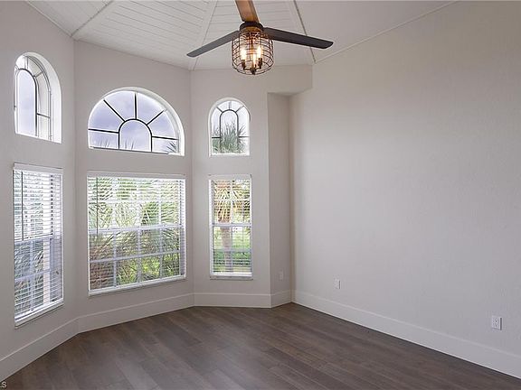 2nd image of 6025 Chardonnay Ln #25-302