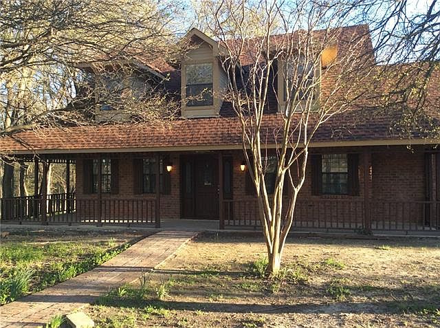 1st image of 30 Woodmoor Dr