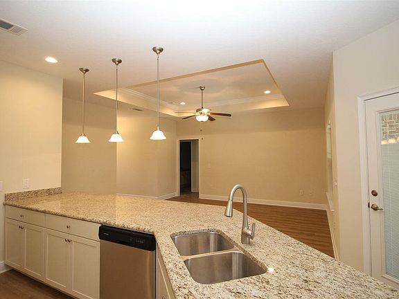 3rd image of 721 Hannas Terrace