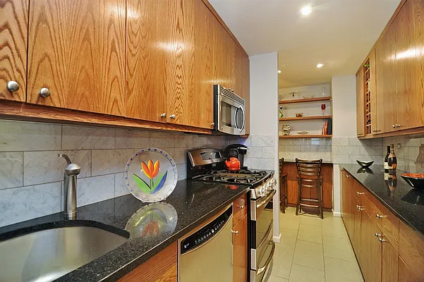 Sold by Corcoran | media 17