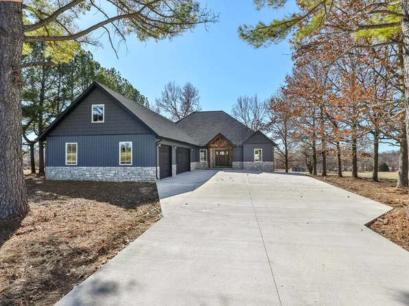 1540 E 455th Road, Bolivar, MO 65613