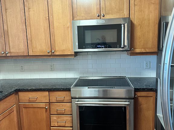 3rd image of 105 Christina Landing Dr APT 1303