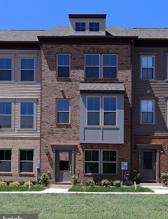 1st image of 143 Capital Ct
