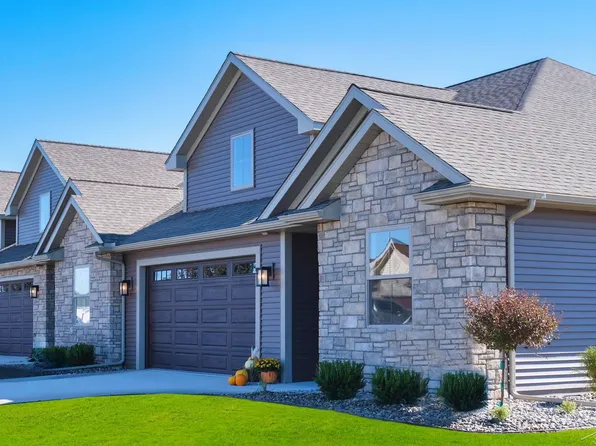 5 Willow Pointe Dr, Freeland, MI 48623