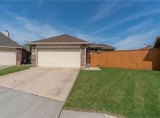 1440 SW 25th Cir, Moore, OK 73170