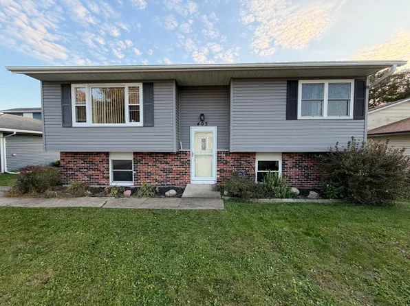 403 E 26th St, Sterling, IL 61081