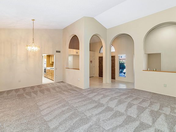 5th image of 13309 W MEEKER Boulevard