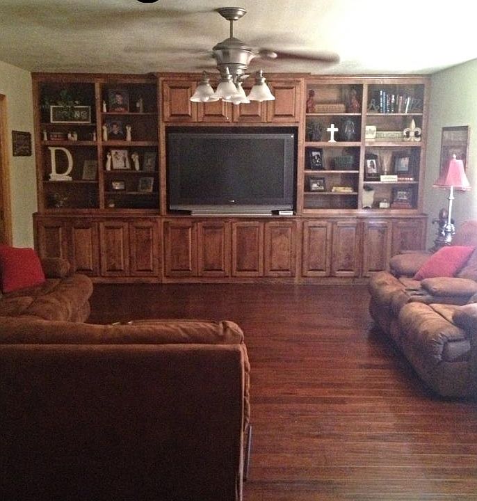 1st image of 2223 Beech Ln