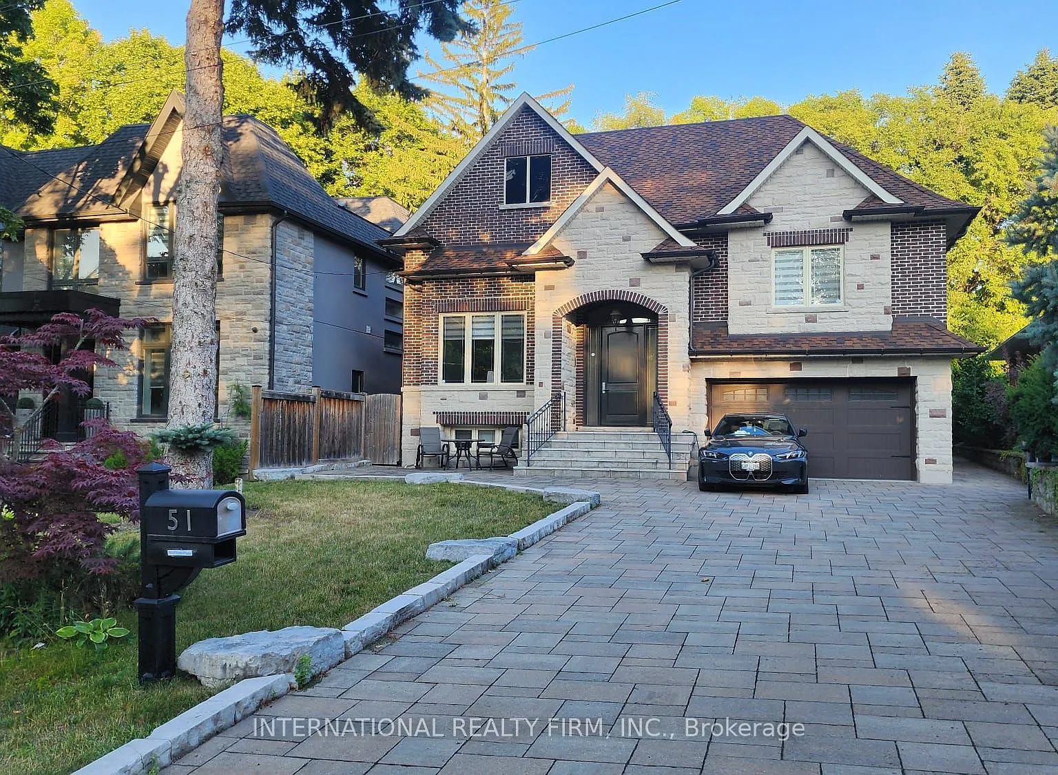 6 bed, $10,700 — Photo 1