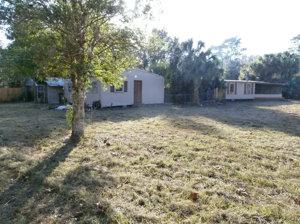 8450 W Admiral Byrd Ln, Crystal River, FL 34429