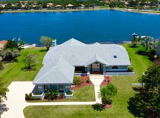5351 Harborage Dr, Fort Myers, FL 33908