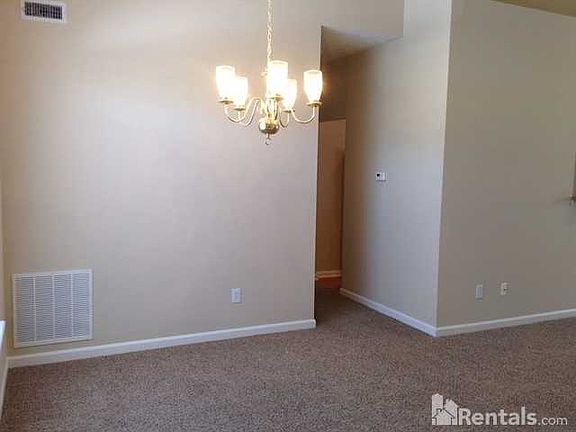 3rd image of 6449 Camarillo Ct