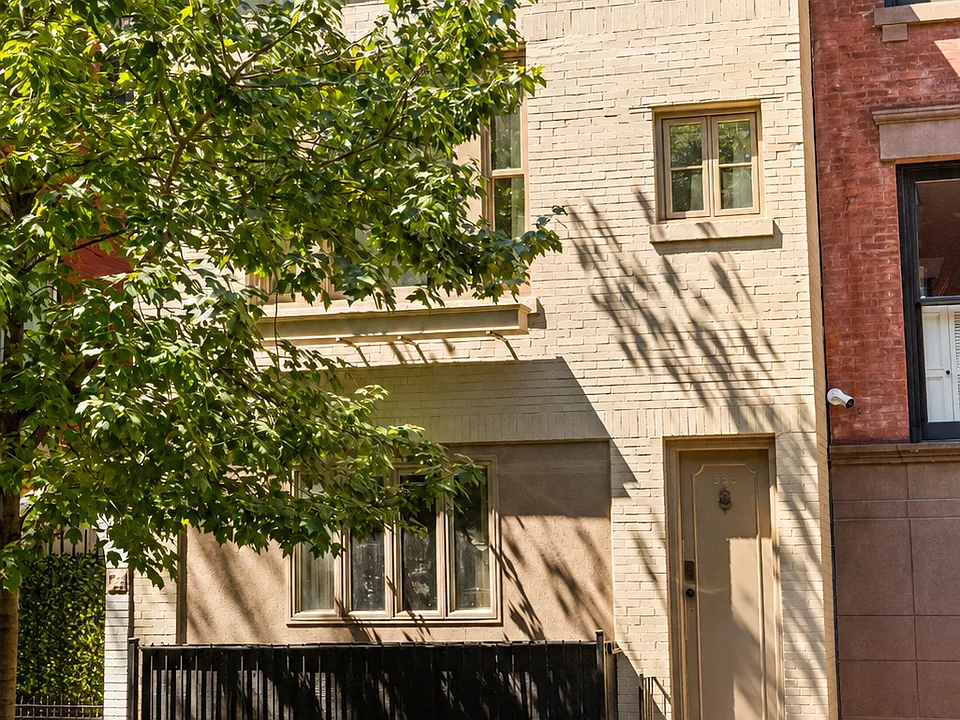 51 Charles St #CARRIAGE