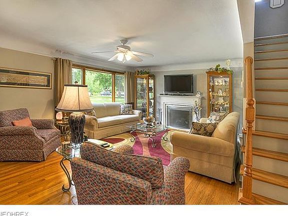4th image of 4841 W 212th St