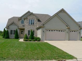 2738 Bartels Dr, Racine, WI 53406