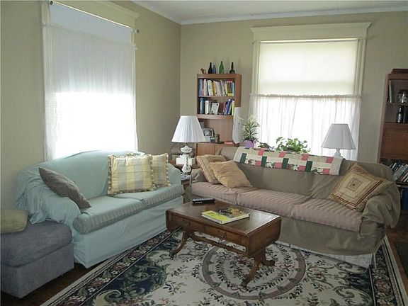 3rd image of 53 Fort Hill Ave
