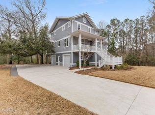 104 W High Bluff Drive, Hampstead, NC 28443