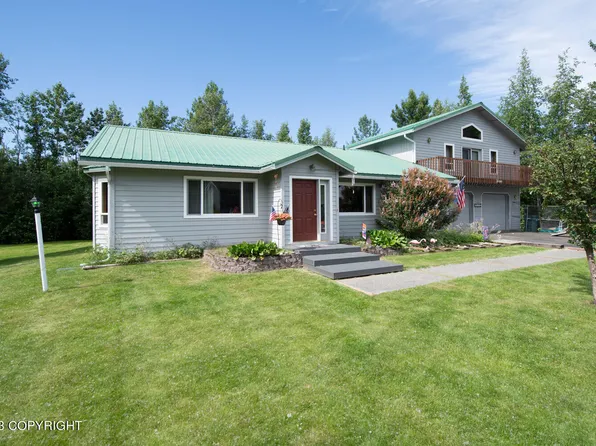 22568 Centurion Dr, Chugiak, AK 99567