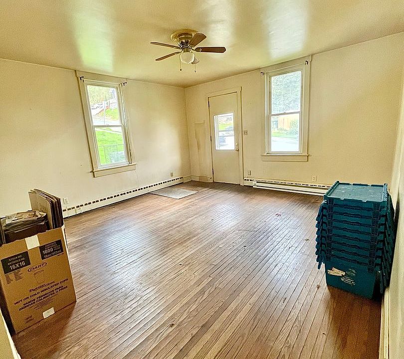 1st image of 360 W Lamb St #2