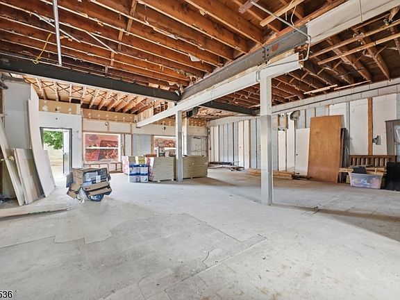 5th image of 600 Chestnut St #0