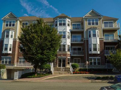 201 W 30th St APT 106, Bayonne, NJ, 07002