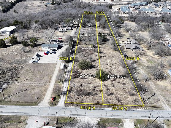 2nd image of 4227 Troy Rd #A