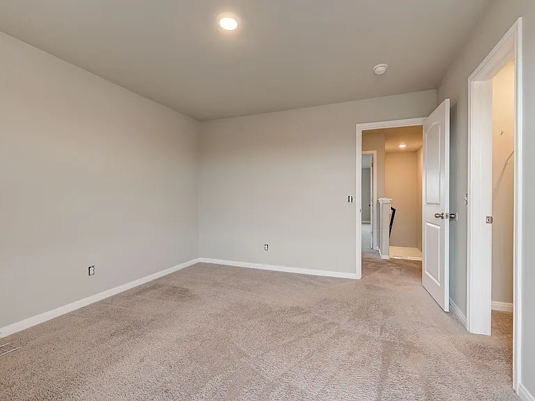 1609 Maroon Dr — Photo 35