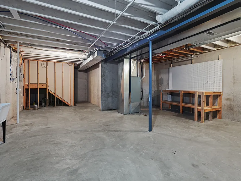 603 Country Village Dr — Photo 22