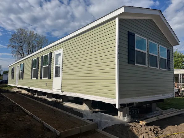 41275 Old Michigan Ave Trailer 1120, Canton, MI 48188