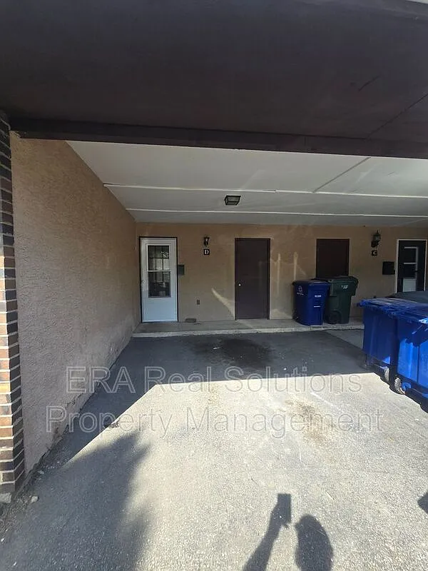 1 bed, 1.0 bath, 718 sqft, $875 — Photo 4