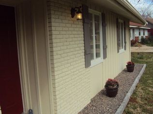 2829 E Monroe Cir, Springfield, MO 65802