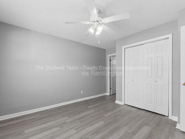 4757 Royal Prince Way — Photo 22