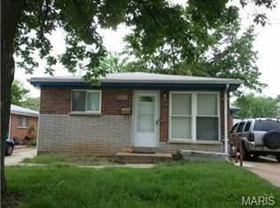 9404 Flora Ave #A & B, Saint Louis, MO 63114