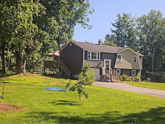 3rd image of 3 Hidden Valley Rd