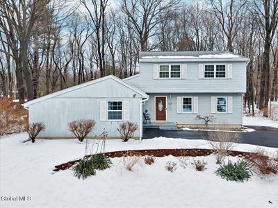 10 Barkwood Lane, Clifton Park, NY, 12065