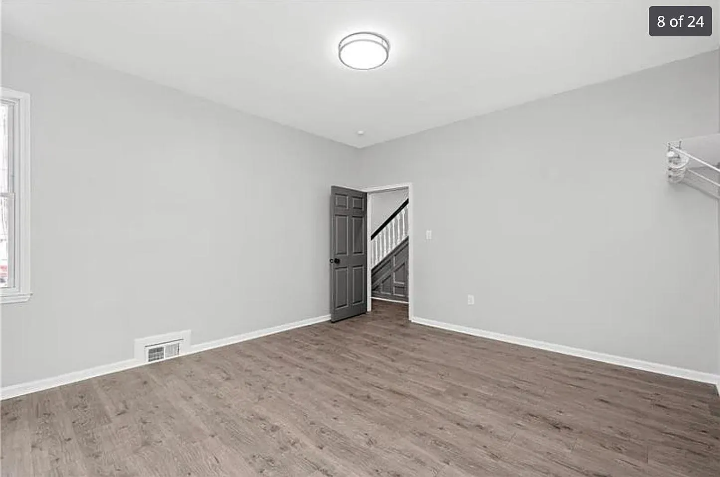 3326 Hardie Way — Photo 3