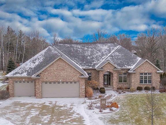 5th image of 2825 Creekwood Cir