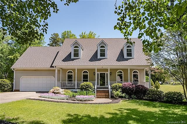 1st image of 421 Grantchester Cres