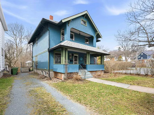 271 A&b Portland St, Dartmouth, NS B2Y 1K1