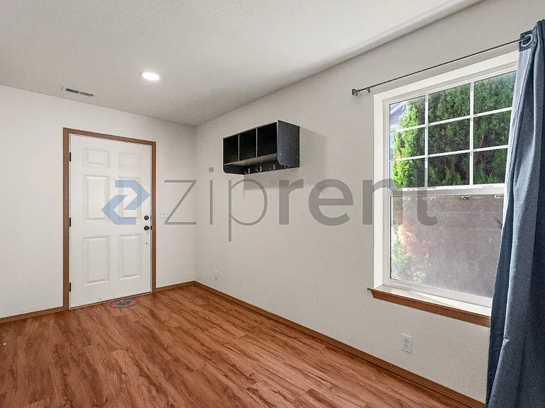 17518 14th Ave SE — Photo 3