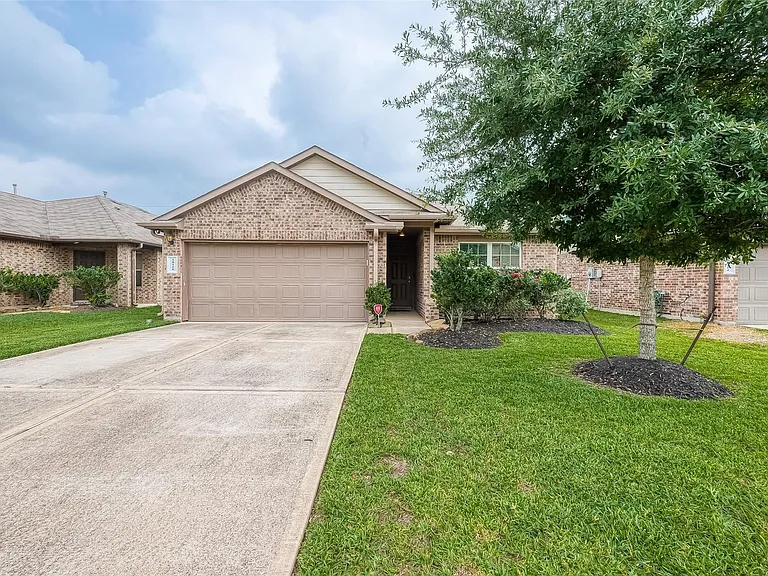 18118 Trace Pointe Ln — Photo 2