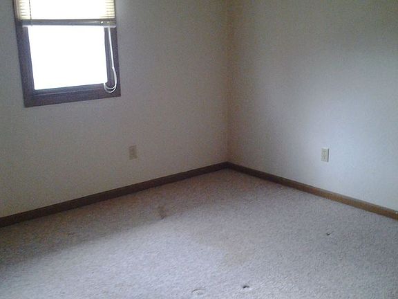 4th image of 2619 Southridge Dr APT A
