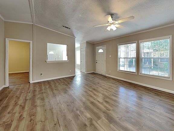 2nd image of 13753 Biggs St