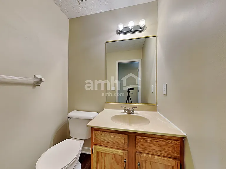 315 Keswick Dr — Photo 11