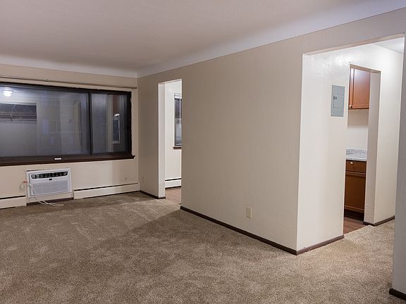 5th image of 1086 York Ave #18