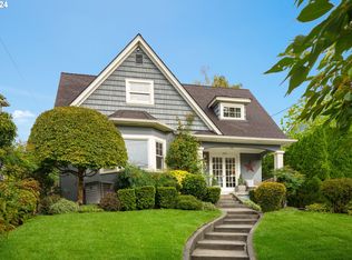 3433 NE Couch St, Portland, OR 97232