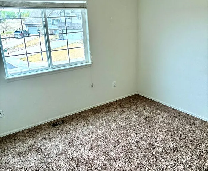 831 Lakebrook Ct — Photo 19