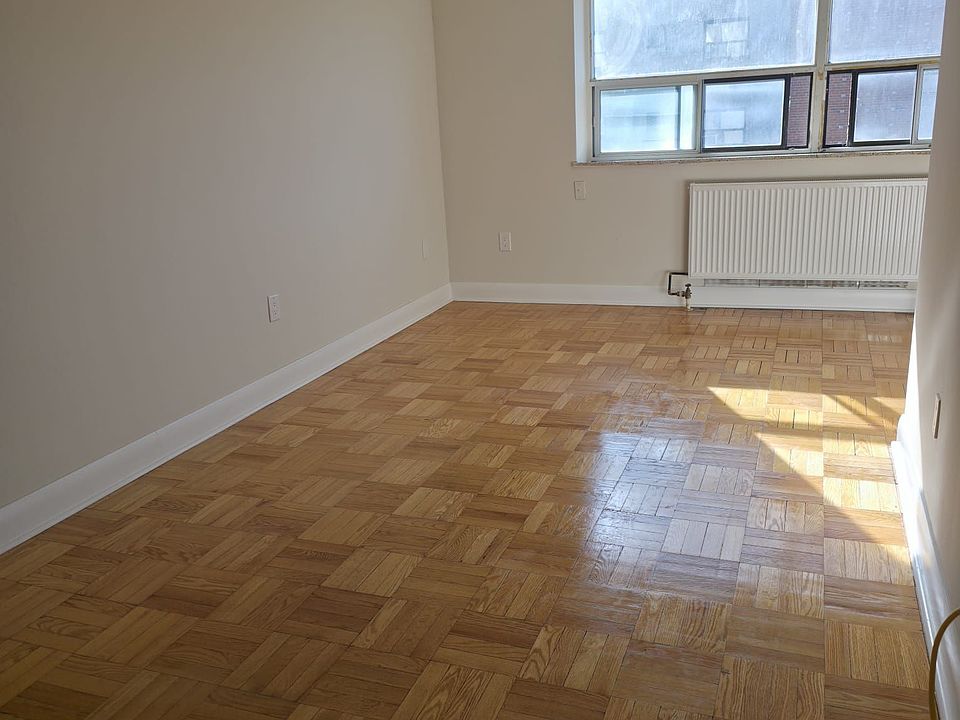 1st image of 1305 Wilson Ave #412